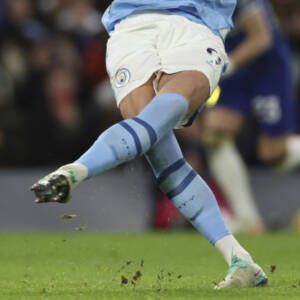 Haaland right foot inversion